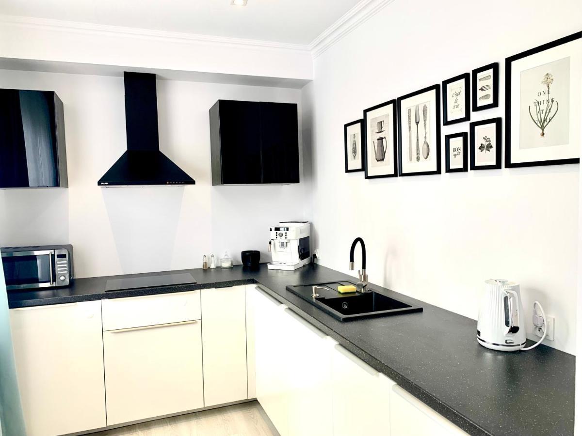 Apartamenty Sienkiewicza - Bezplatny Parking, Centrum, Park, Fv Kielce Exteriör bild