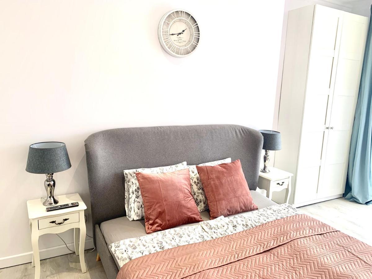Apartamenty Sienkiewicza - Bezplatny Parking, Centrum, Park, Fv Kielce Exteriör bild