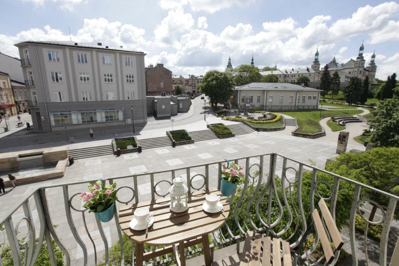 Apartamenty Sienkiewicza - Bezplatny Parking, Centrum, Park, Fv Kielce Exteriör bild