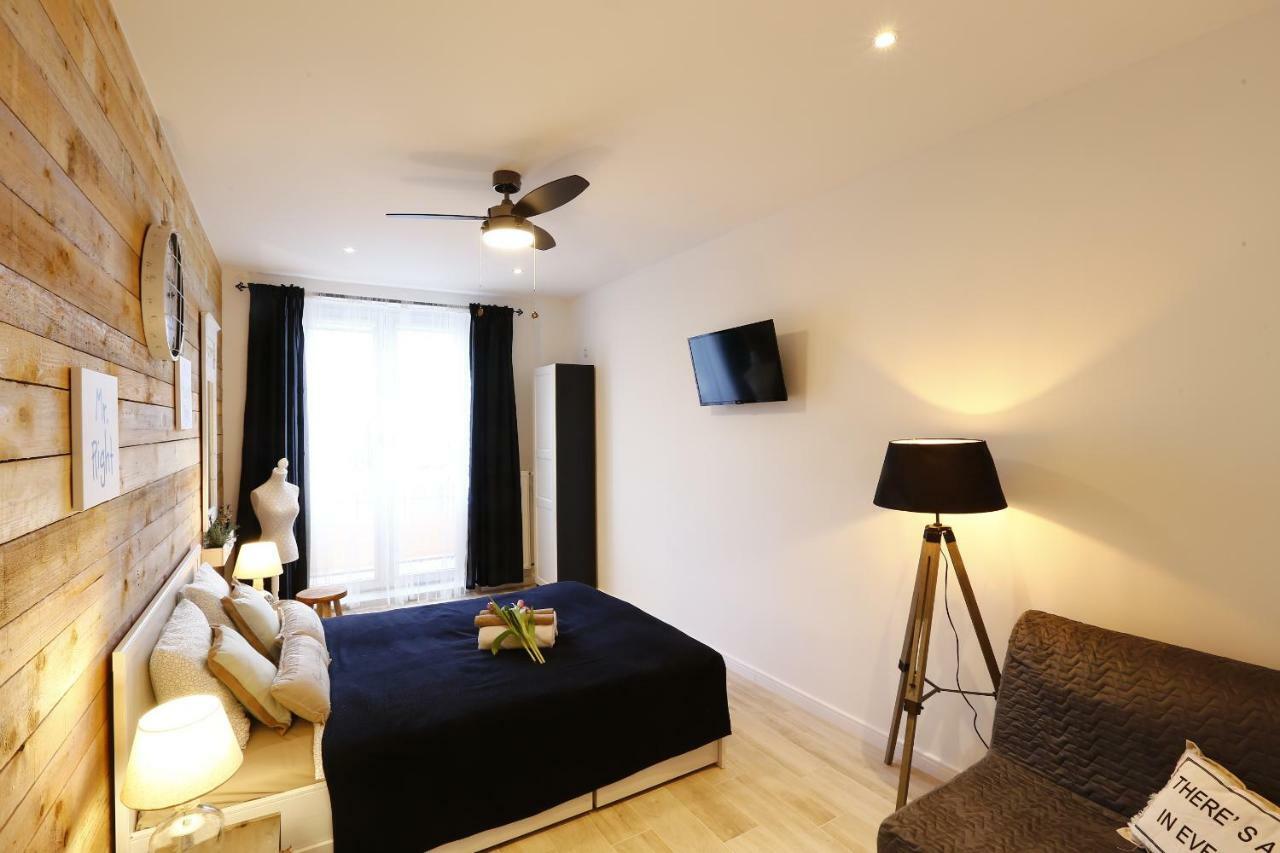 Apartamenty Sienkiewicza - Bezplatny Parking, Centrum, Park, Fv Kielce Exteriör bild